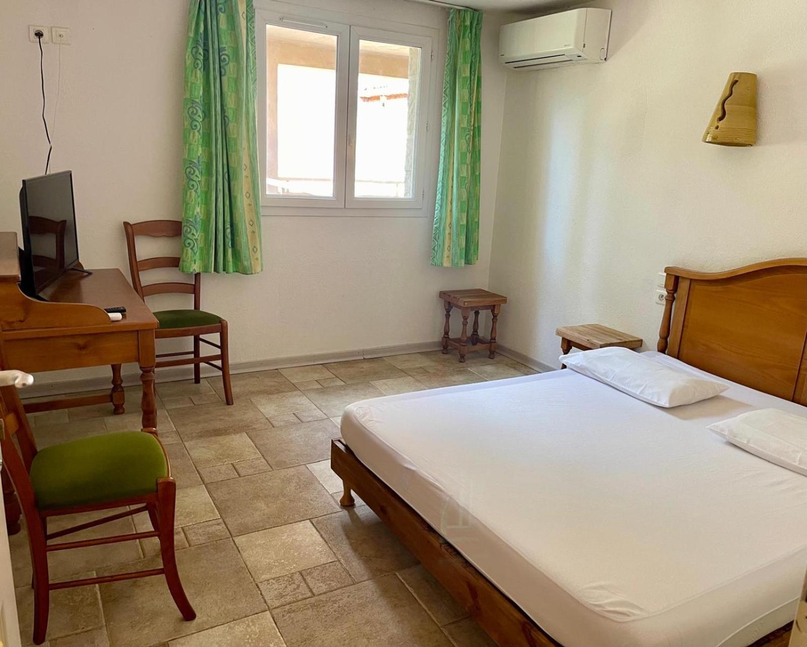Apart'Hotel Les 4 Sources Corbés エクステリア 写真